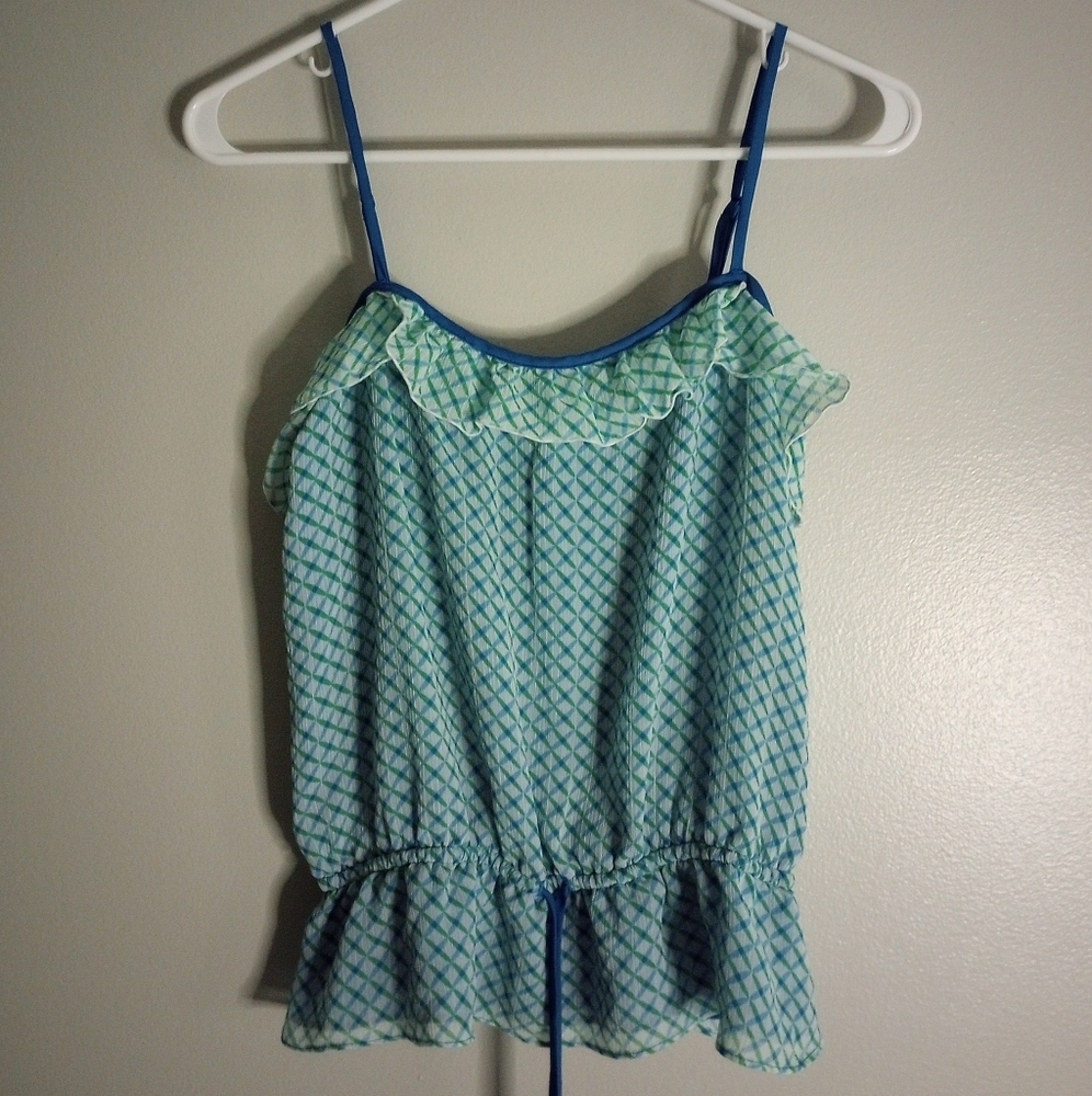 Old Navy patterned top size medium